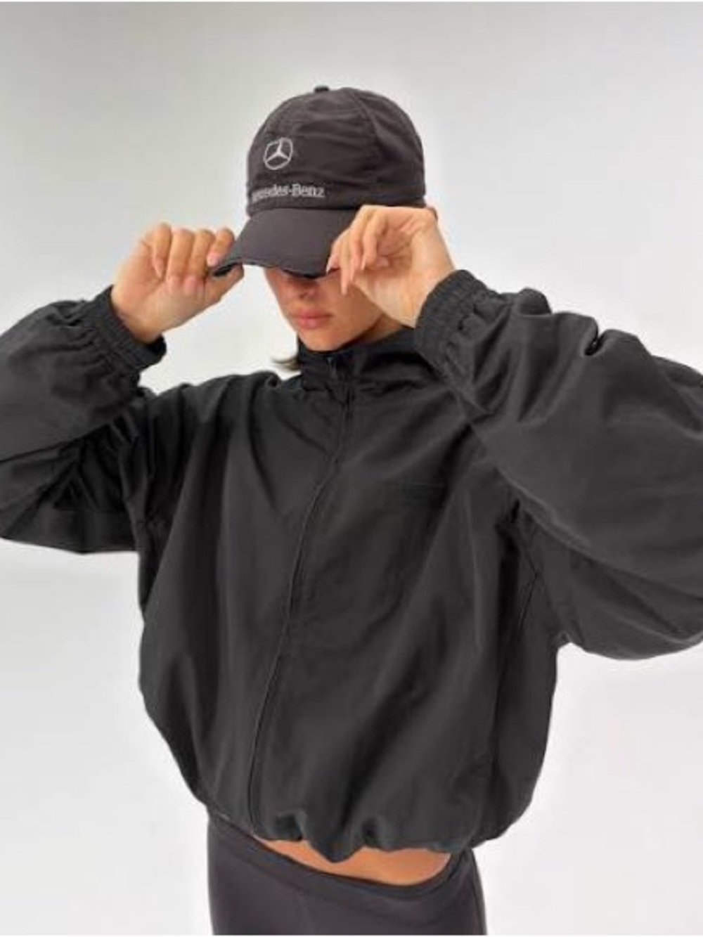 Mr Winston Windbreaker - Picture 3 of 5